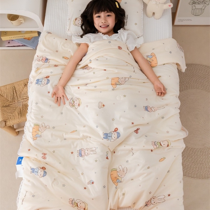 91家纺网 家纺一手货源 找家纺 2026新款A类针织棉被芯夏凉被春秋被冬被儿童学生成人冬被加厚被子大豆被四季款—儿童图 兔子乐园