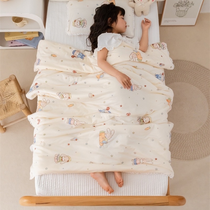91家纺网 家纺一手货源 找家纺 2026新款A类针织棉被芯夏凉被春秋被冬被儿童学生成人冬被加厚被子大豆被四季款—儿童图 兔子乐园