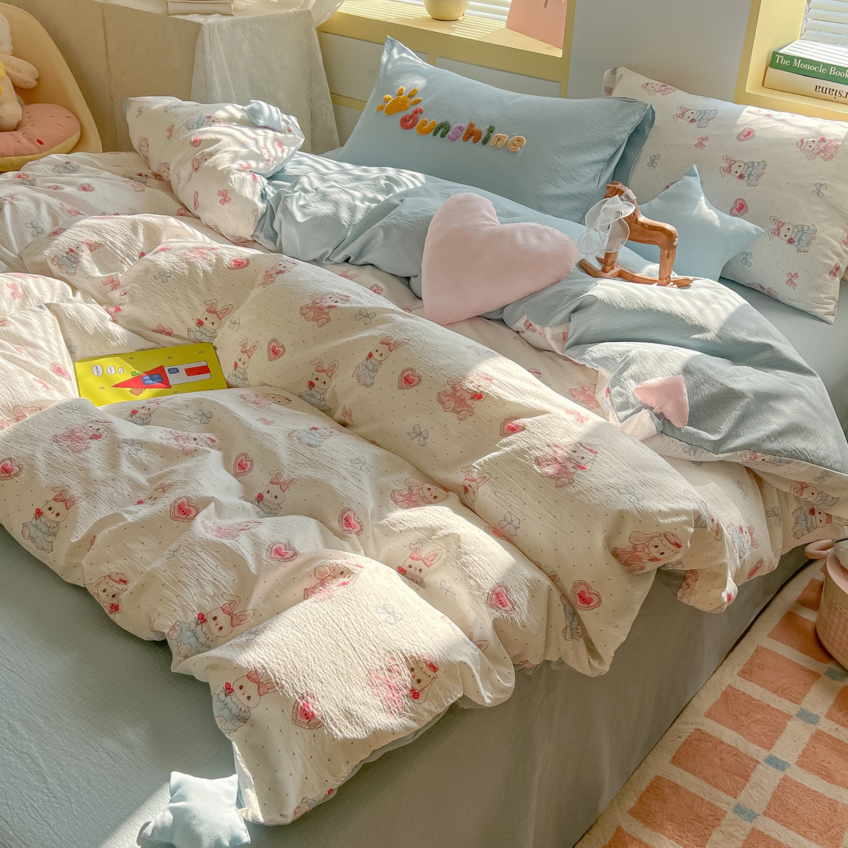 91家纺网 家纺一手货源 找家纺 子钦家纺 2026春夏新款提花泡芙棉可爱小清新手工爱心小星星系列床单床笠四件套-流星花园 流星花园-洛丽塔