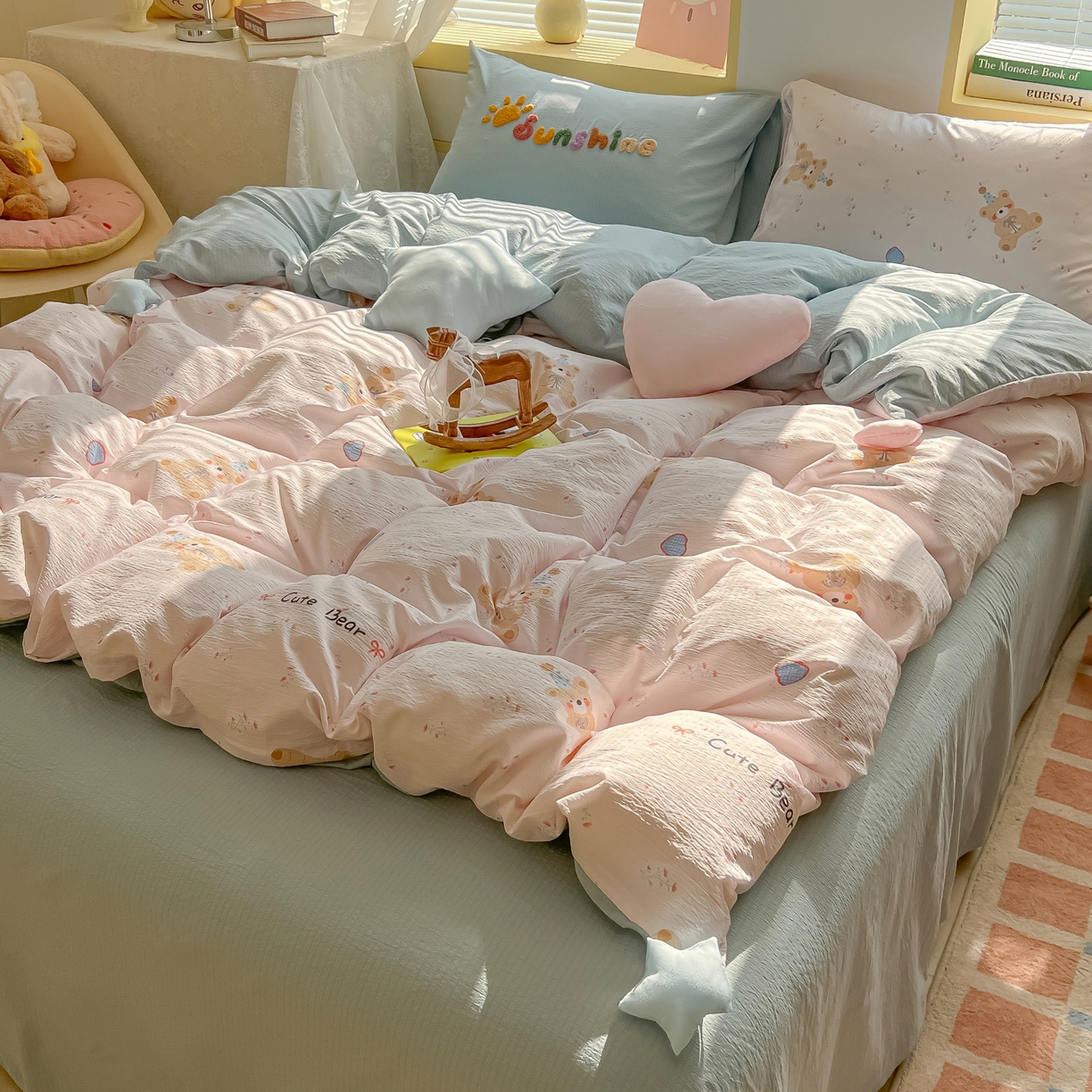 91家纺网 家纺一手货源 找家纺 子钦家纺 2026春夏新款提花泡芙棉可爱小清新手工爱心小星星系列床单床笠四件套-流星花园 流星花园-生日熊