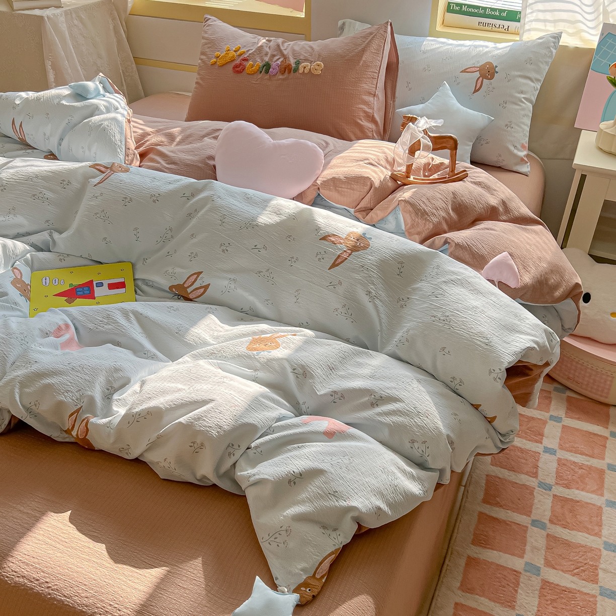 91家纺网 家纺一手货源 找家纺 子钦家纺 2026春夏新款提花泡芙棉可爱小清新手工爱心小星星系列床单床笠四件套-流星花园 流星花园-碎花兔兔