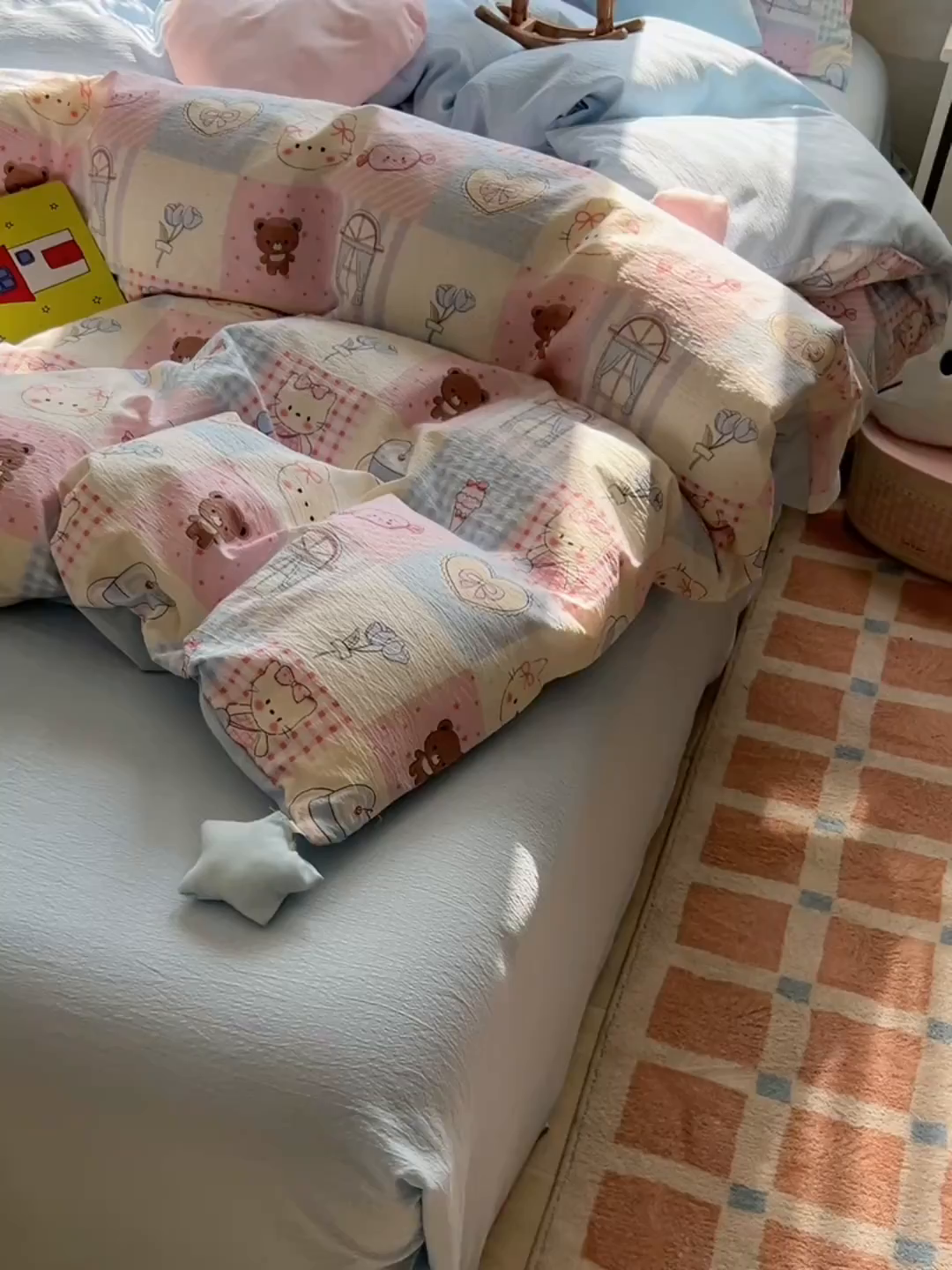 91家纺网 家纺一手货源 找家纺 子钦家纺 2026春夏新款提花泡芙棉可爱小清新手工爱心小星星系列床单床笠四件套-流星花园 流星花园-半塘主义