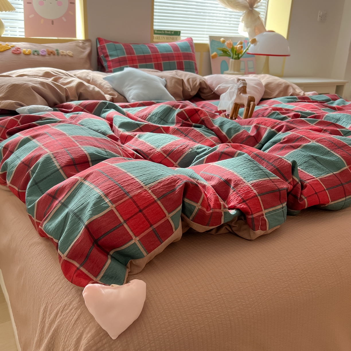 91家纺网 家纺一手货源 找家纺 子钦家纺 2026春夏新款提花泡芙棉可爱小清新手工爱心小星星系列床单床笠四件套-流星花园 流星花园-苏格兰格