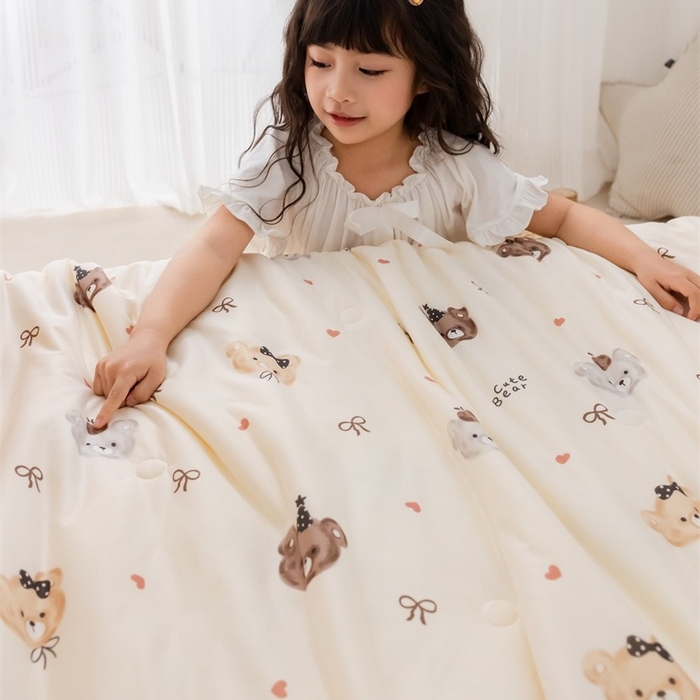 91家纺网 家纺一手货源 找家纺 2026新款A类针织棉被芯夏凉被春秋被冬被儿童学生成人冬被加厚被子大豆被四季款—儿童图 熊熊宝贝