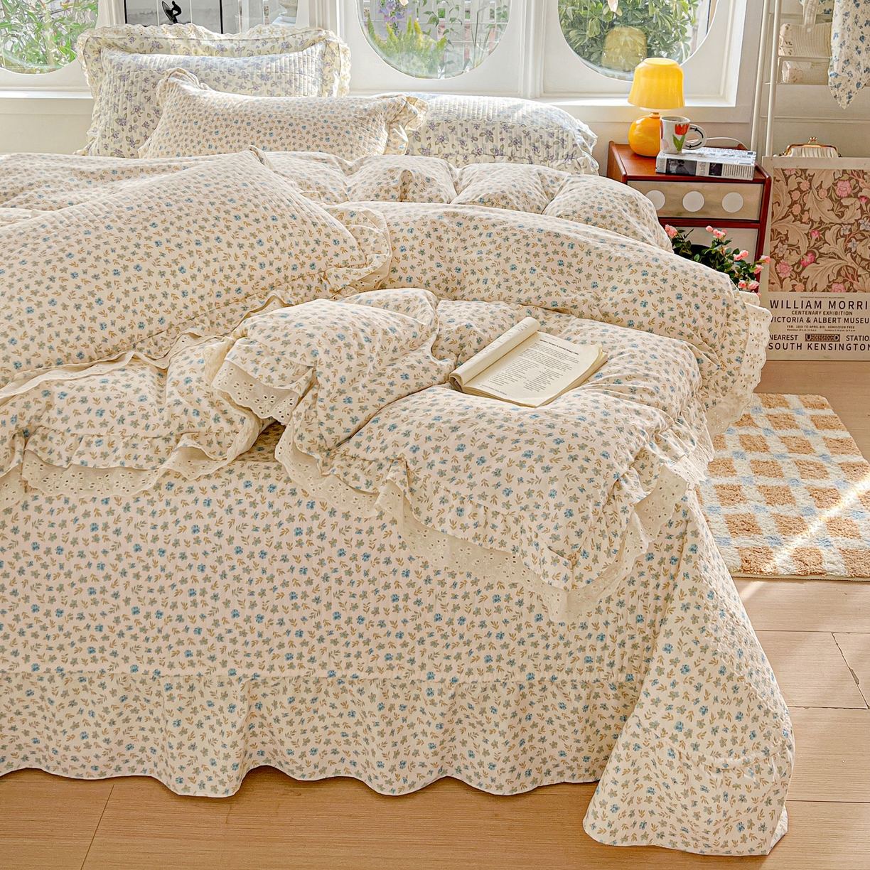  梦莱斯 2026新款小清新可爱风纯棉花边床盖四件套 蓝调花信