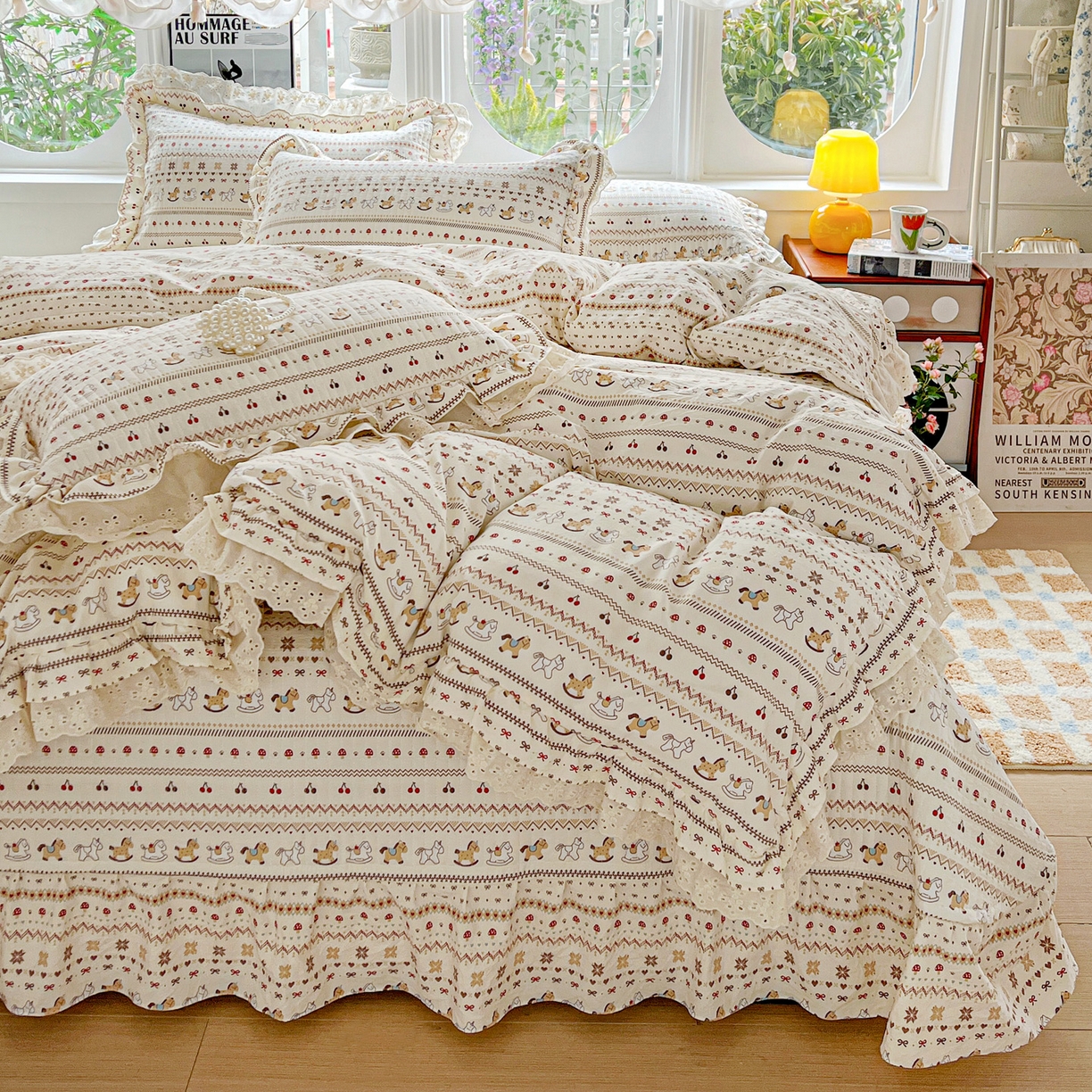 梦莱斯 2026新款小清新可爱风纯棉花边床盖四件套 木马游乐园