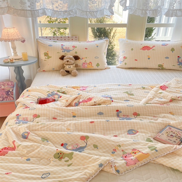 91家纺网 家纺一手货源 找家纺 2026新款A类针织棉被芯夏凉被春秋被冬被儿童学生成人冬被加厚被子大豆被—影棚图 格子恐龙