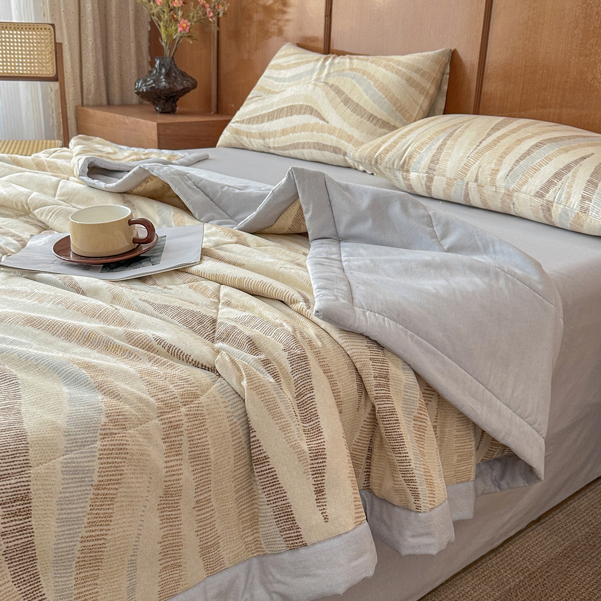 91家纺网 家纺一手货源 找家纺 尊妙被业 2026新款里外全棉100%新疆棉花夏被被子被芯-简约风 浪织纹