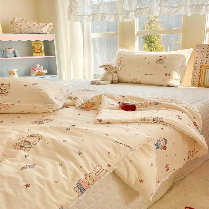 91家纺网 家纺一手货源 找家纺 2026新款A类针织棉被芯夏凉被春秋被冬被儿童学生成人冬被加厚被子大豆被—影棚图 兔子乐园