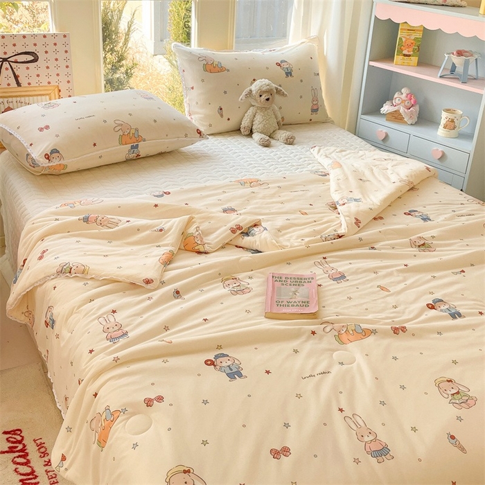 91家纺网 家纺一手货源 找家纺 2026新款A类针织棉被芯夏凉被春秋被冬被儿童学生成人冬被加厚被子大豆被—影棚图 兔子乐园