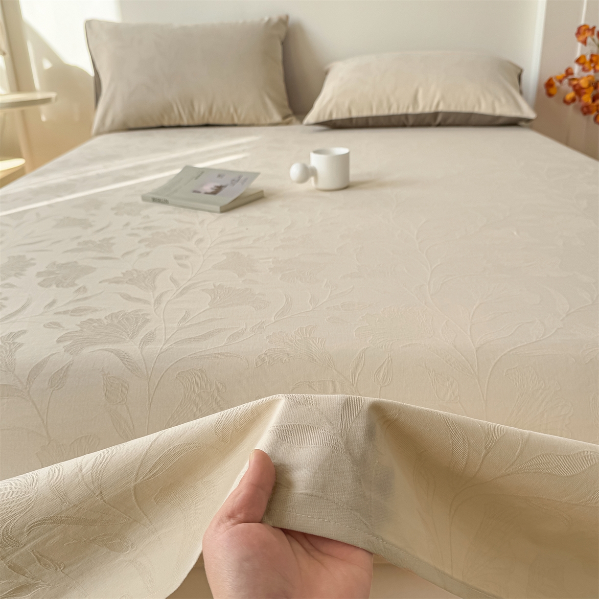 91家纺网 家纺一手货源 找家纺 女子家纺 2026新款全棉厚织三层水洗色织提花床单 芳菲-可可奶咖