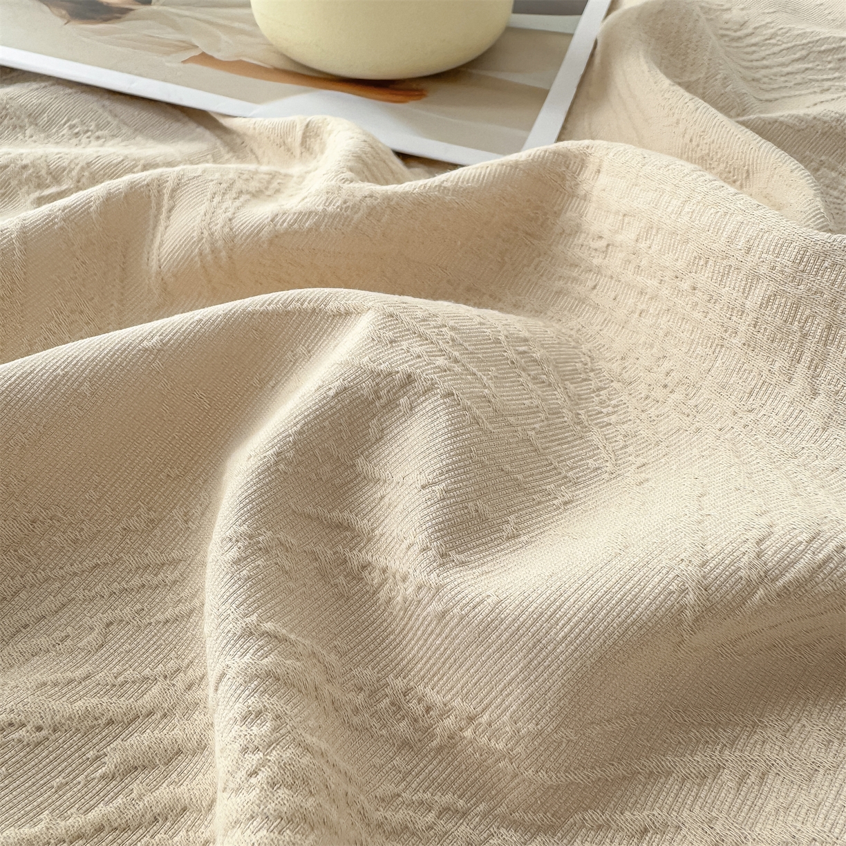 91家纺网 家纺一手货源 找家纺 女子家纺 2026新款全棉厚织三层水洗色织提花床单 柔丝漫语-可可奶咖