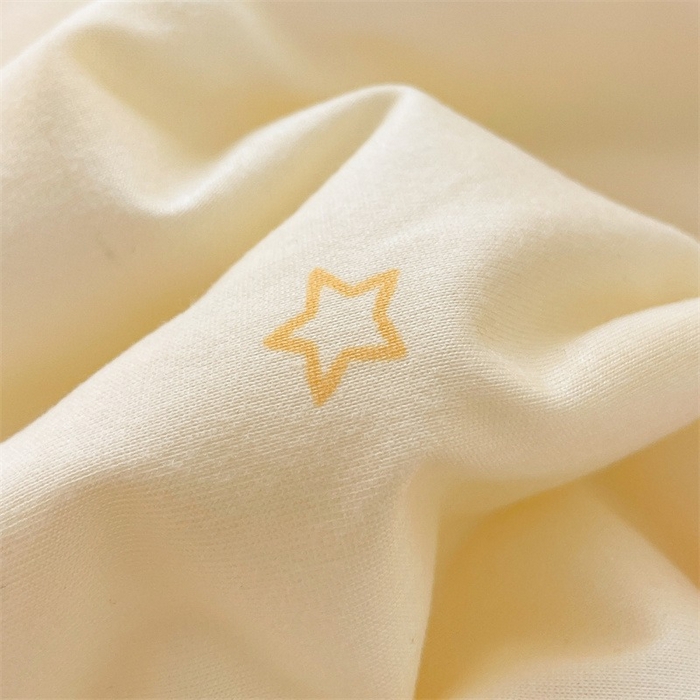 91家纺网 家纺一手货源 找家纺 2026新款A类针织棉被芯夏凉被春秋被冬被儿童学生成人冬被加厚被子大豆被—影棚图 星星宝宝