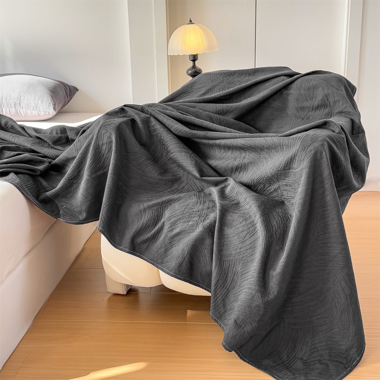 91家纺网 家纺一手货源 找家纺 女子家纺 2026新款全棉厚织三层水洗色织提花床单 柔丝漫语-素墨