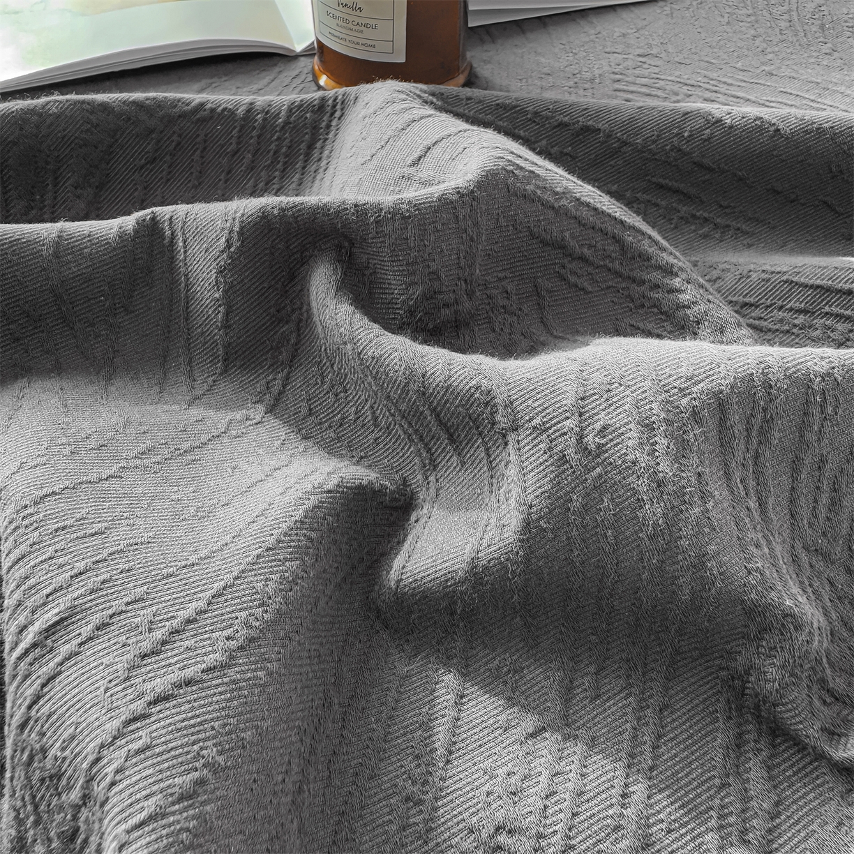 91家纺网 家纺一手货源 找家纺 女子家纺 2026新款全棉厚织三层水洗色织提花床单 柔丝漫语-素墨