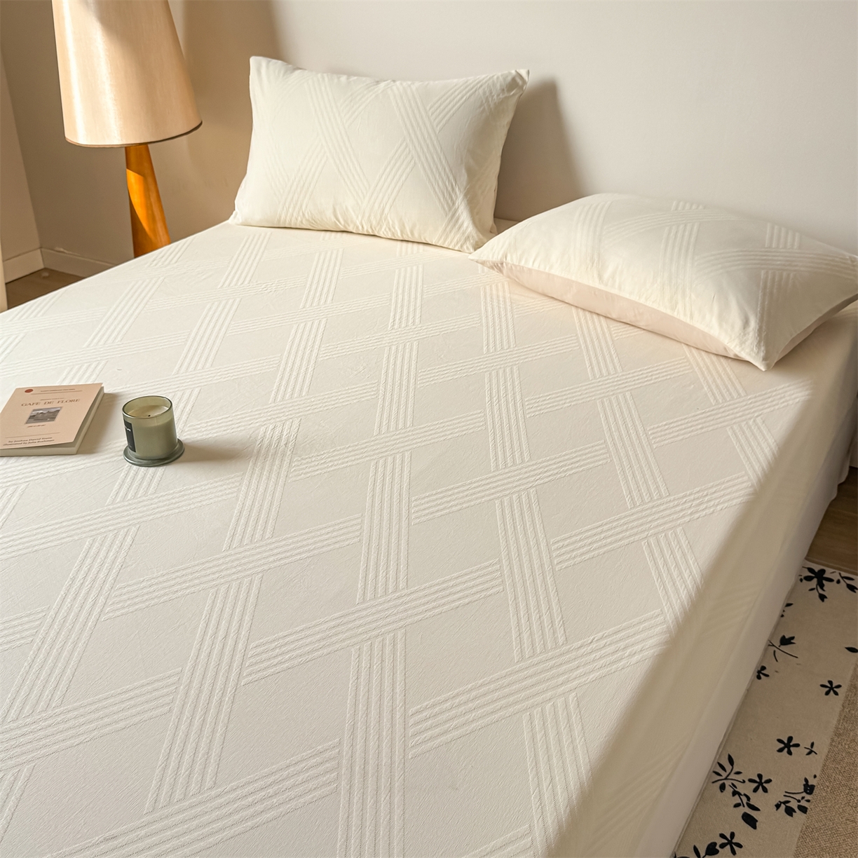 91家纺网 家纺一手货源 找家纺 女子家纺 2026新款全棉厚织三层水洗色织提花床笠 维希-杏仁奶霜