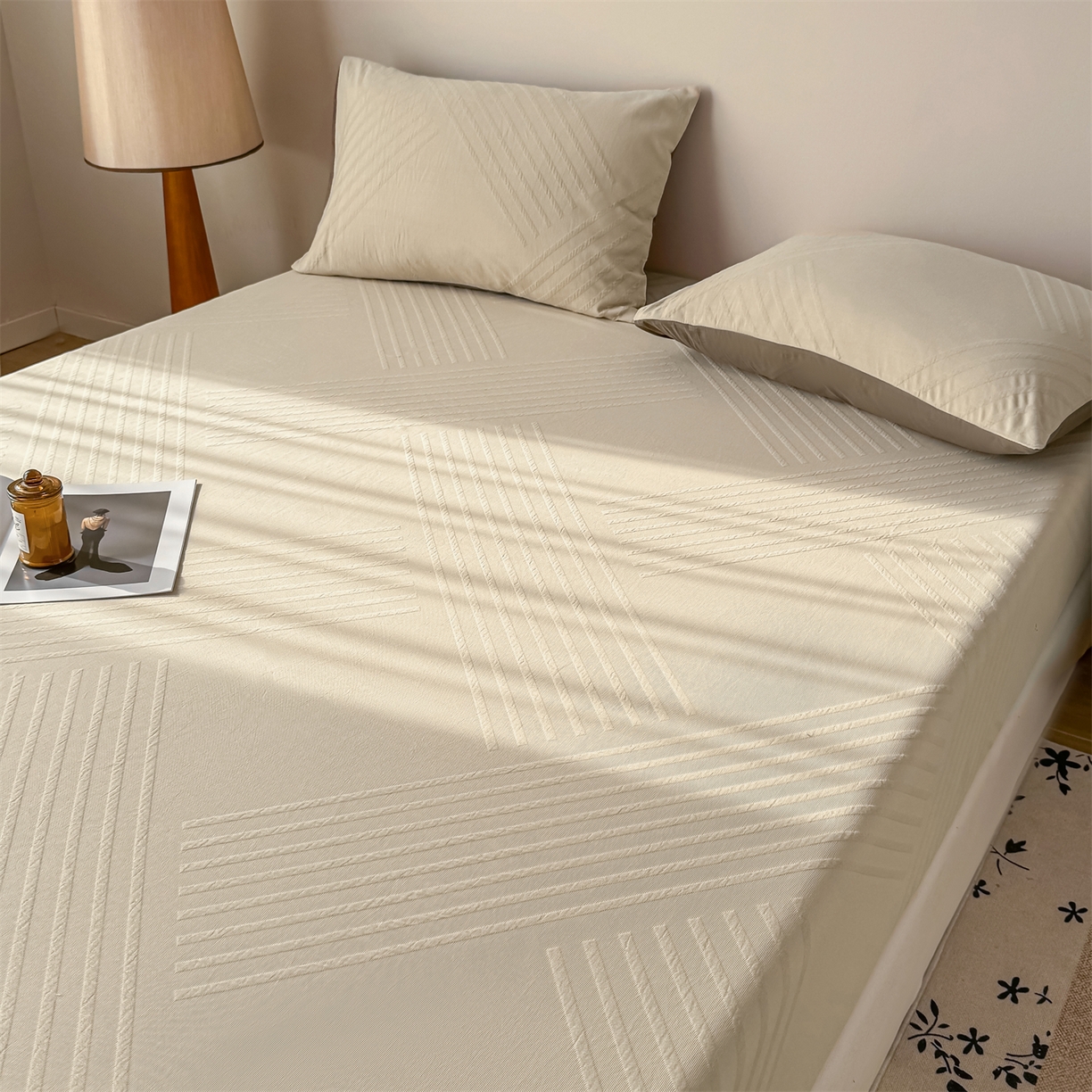 91家纺网 家纺一手货源 找家纺 女子家纺 2026新款全棉厚织三层水洗色织提花床笠 云汐-可可奶咖