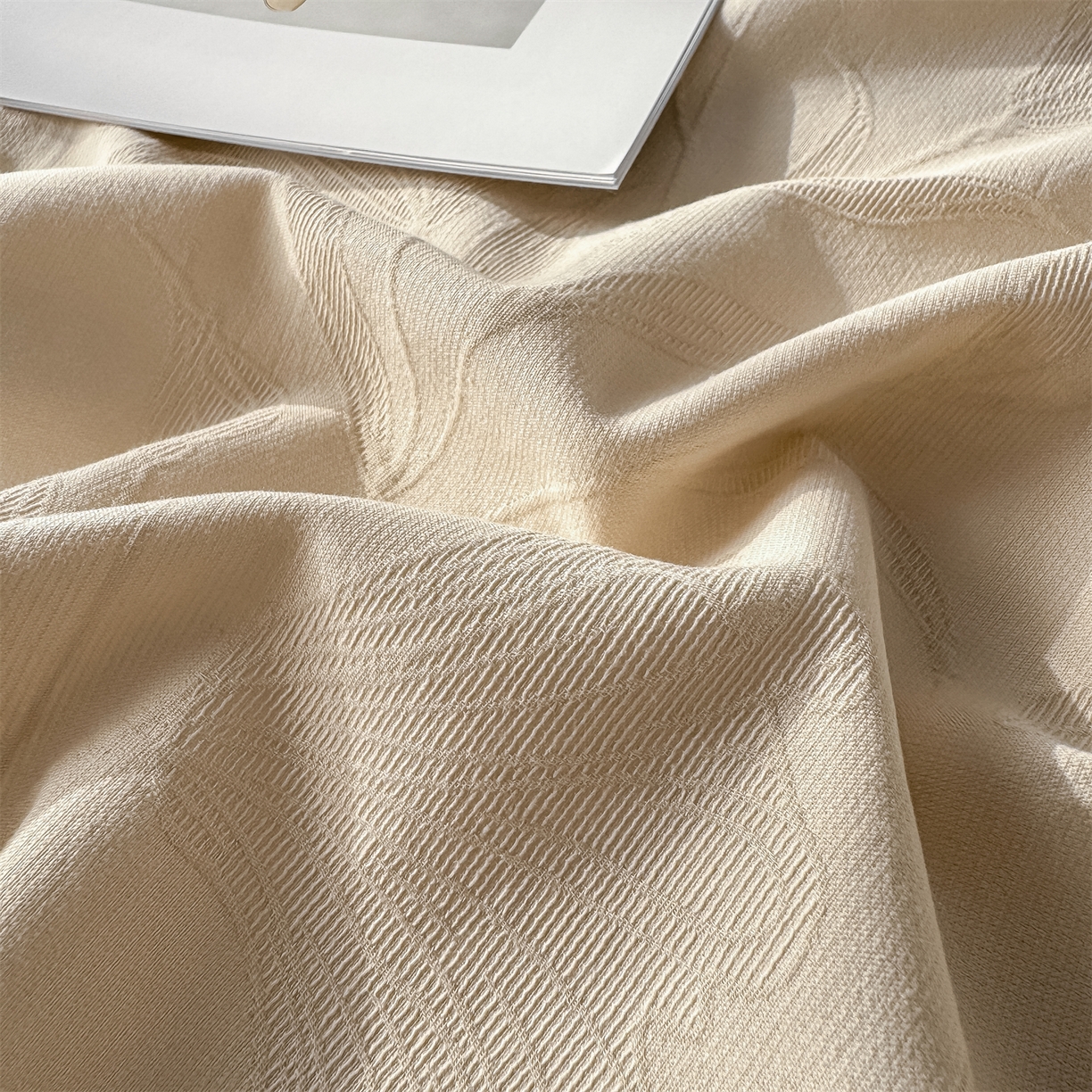 91家纺网 家纺一手货源 找家纺 女子家纺 2026新款全棉厚织三层水洗色织提花床笠 芳菲-可可奶咖