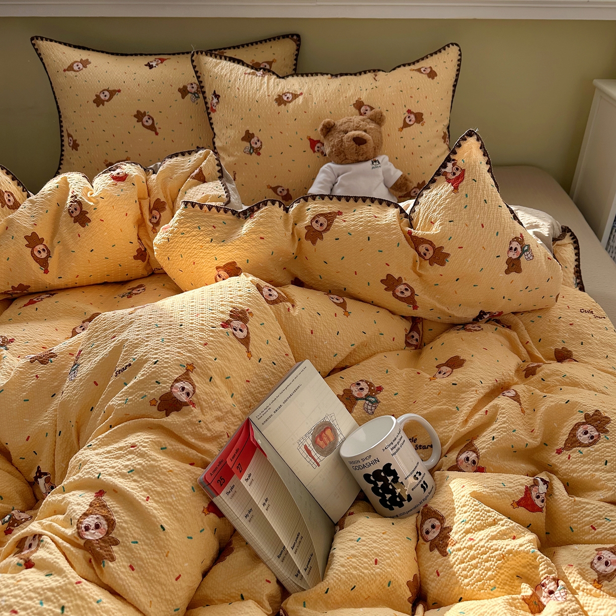 91家纺网 家纺一手货源 找家纺 贝扬思家纺 2026春夏新款高品质A类泡芙纱甜栗贝壳边四件套系列~小红书推荐（110g） 甜栗-星星糖豆