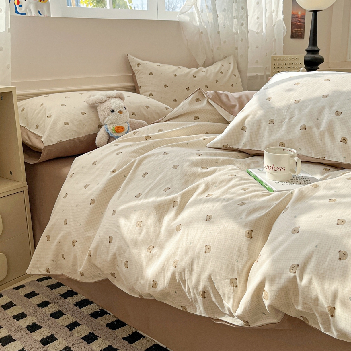 91家纺网 家纺一手货源 找家纺 柠馨 2026春夏新款13372全棉纯棉印花单被套 被套单件-芙拉系列 元气熊-咖