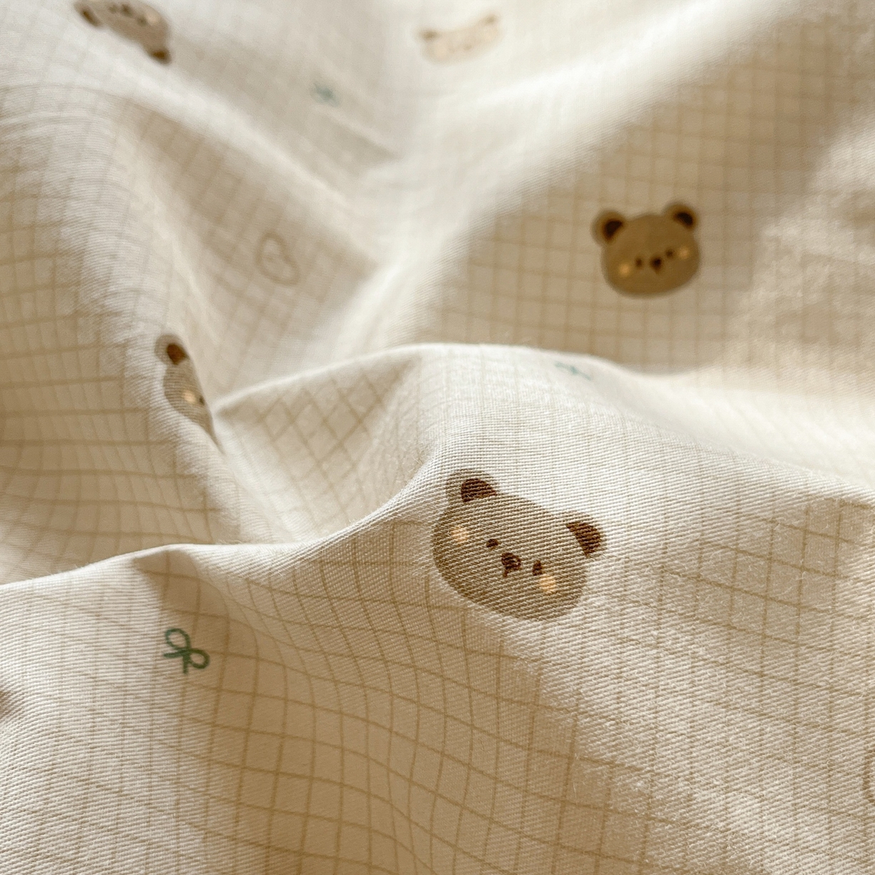 91家纺网 家纺一手货源 找家纺 柠馨 2026春夏新款13372全棉纯棉印花单被套 被套单件-芙拉系列 元气熊-咖