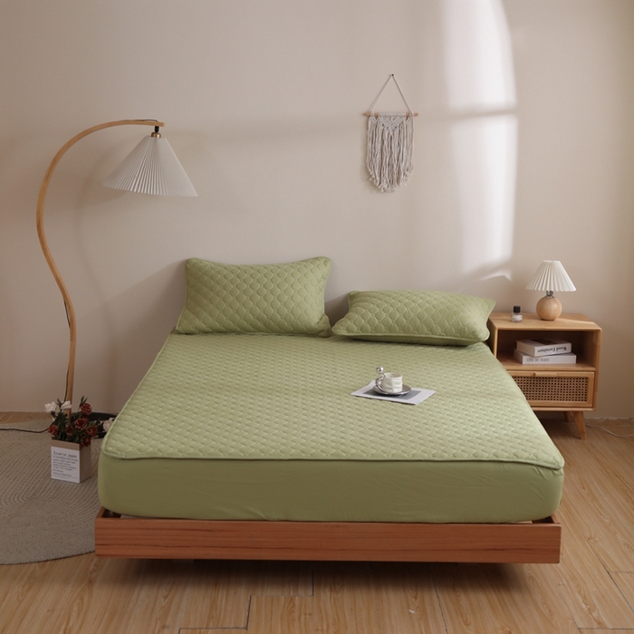 91家纺网 家纺一手货源 找家纺 宇淳国际 2026爱心款防水夹棉床笠 草绿