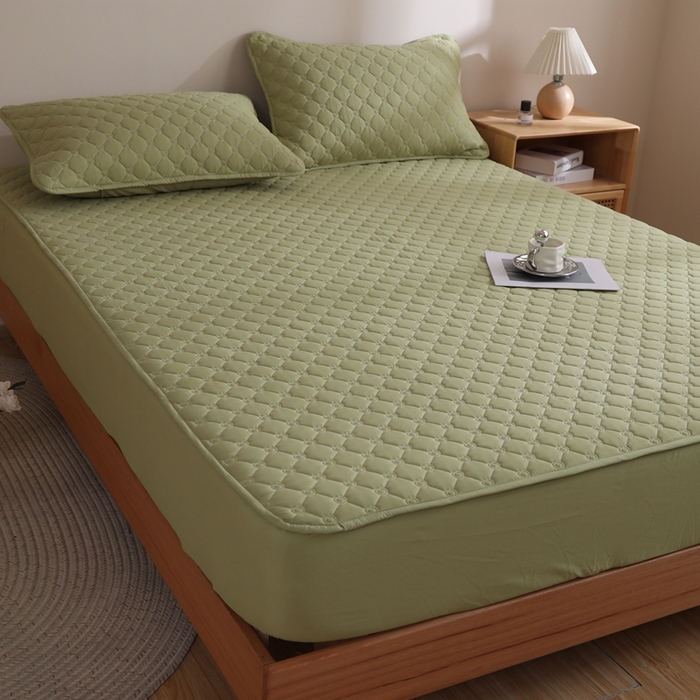 91家纺网 家纺一手货源 找家纺 宇淳国际 2026爱心款防水夹棉床笠 草绿