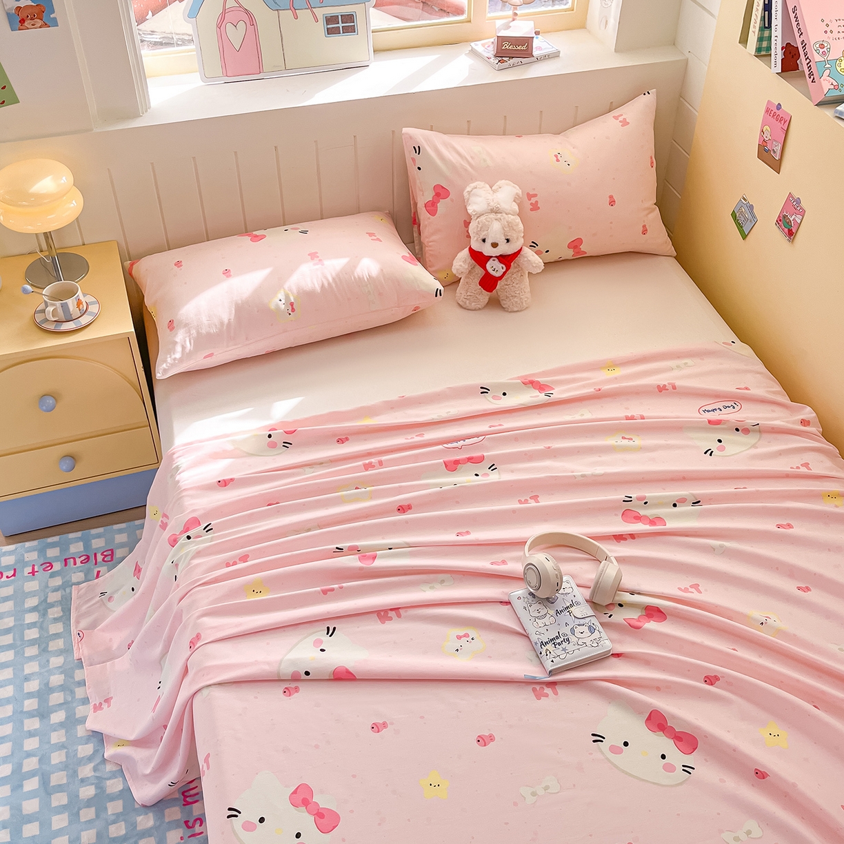 91家纺网 家纺一手货源 找家纺 瑞莱 2026新款纯棉全棉单品印花卡通床单枕套系列 蝴蝶结猫咪