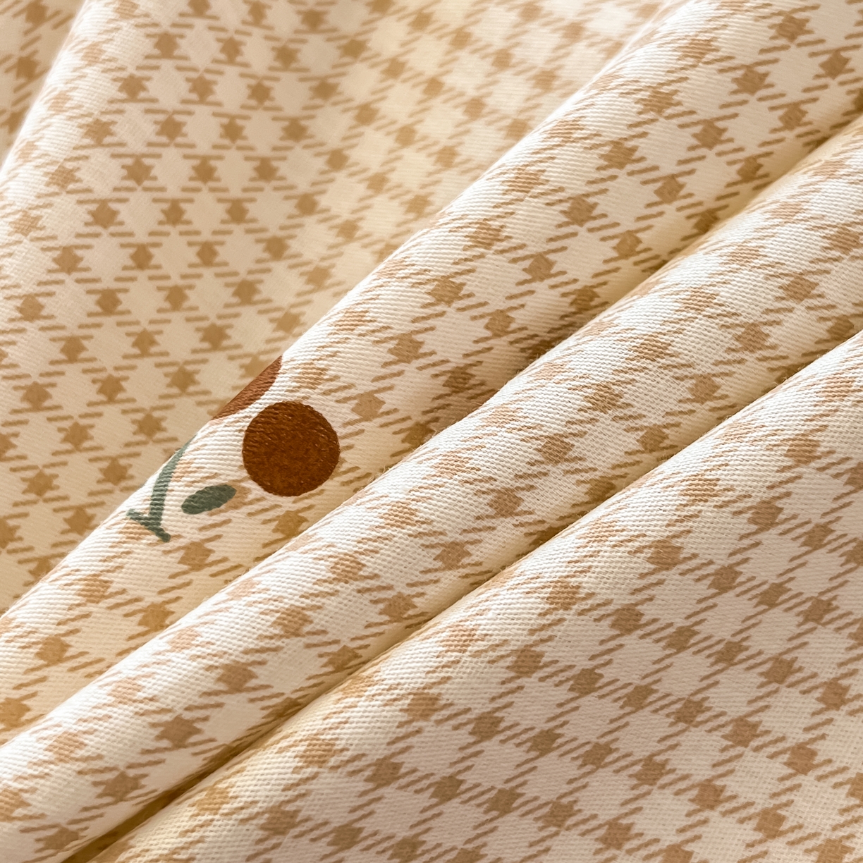 91家纺网 家纺一手货源 找家纺 瑞莱 2026新款纯棉全棉单品印花卡通床单枕套系列 樱桃点点