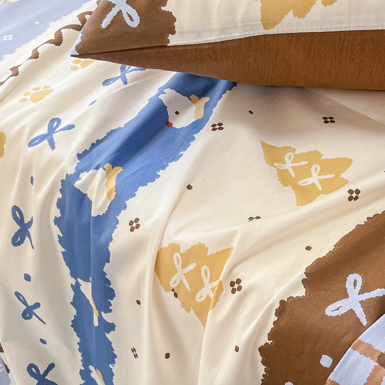 91家纺网 家纺一手货源 找家纺 瑞莱 2026新款纯棉全棉单品印花卡通床单枕套系列 圣诞狗