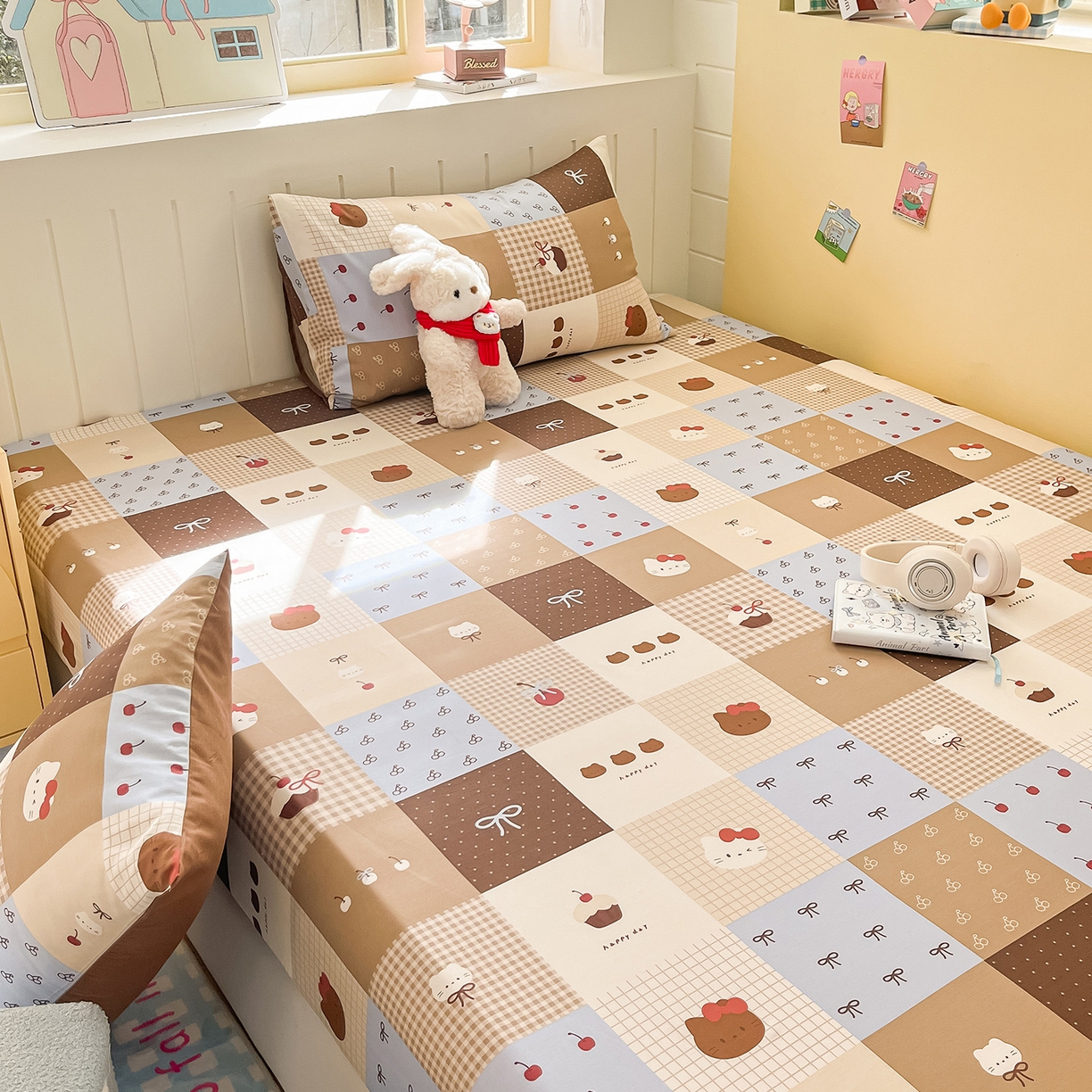 91家纺网 家纺一手货源 找家纺 瑞莱 2026新款纯棉全棉单品印花卡通床笠枕套系列 樱桃猫咪