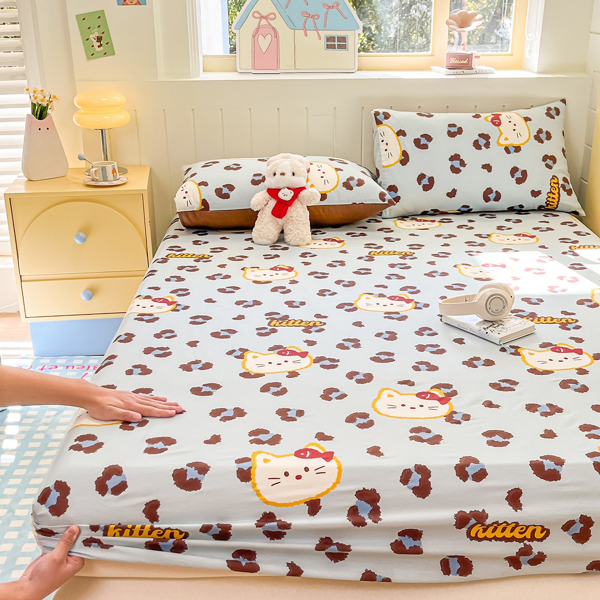 91家纺网 家纺一手货源 找家纺 瑞莱 2026新款纯棉全棉单品印花卡通床笠枕套系列 千禧猫