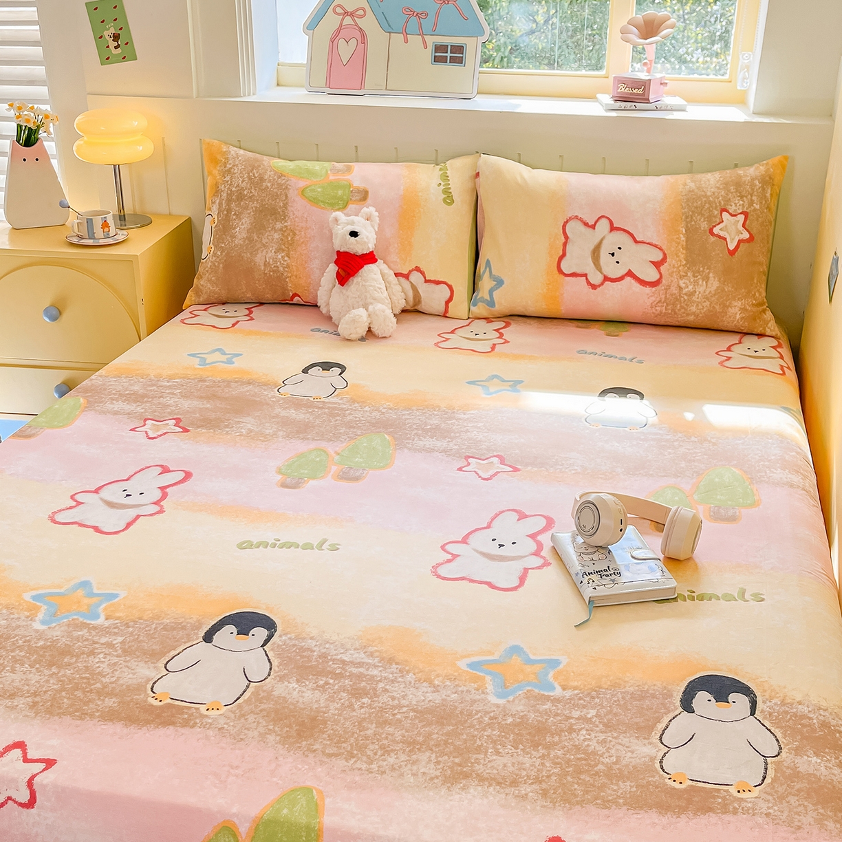 91家纺网 家纺一手货源 找家纺 瑞莱 2026新款纯棉全棉单品印花卡通床笠枕套系列 呆萌企鹅