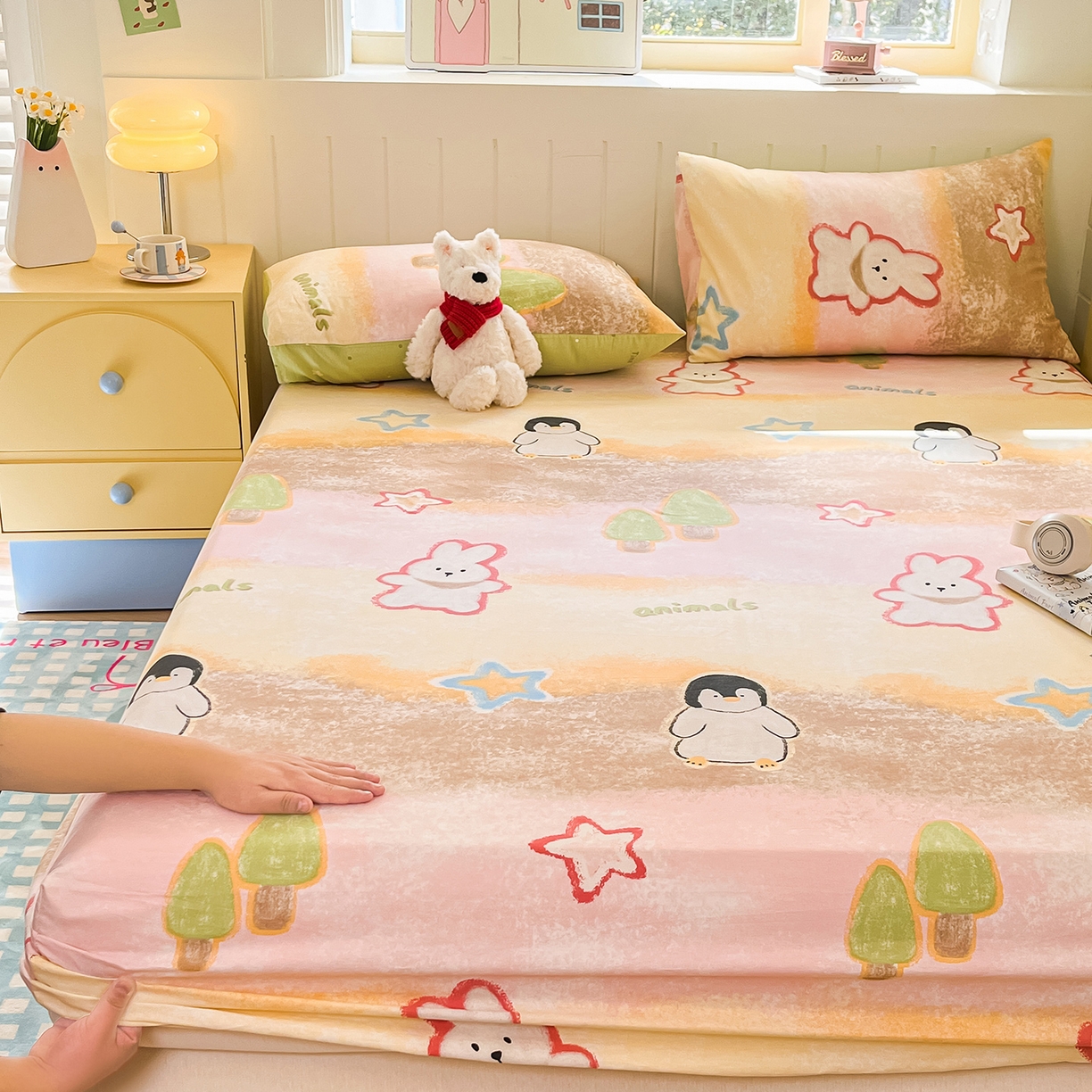 91家纺网 家纺一手货源 找家纺 瑞莱 2026新款纯棉全棉单品印花卡通床笠枕套系列 呆萌企鹅