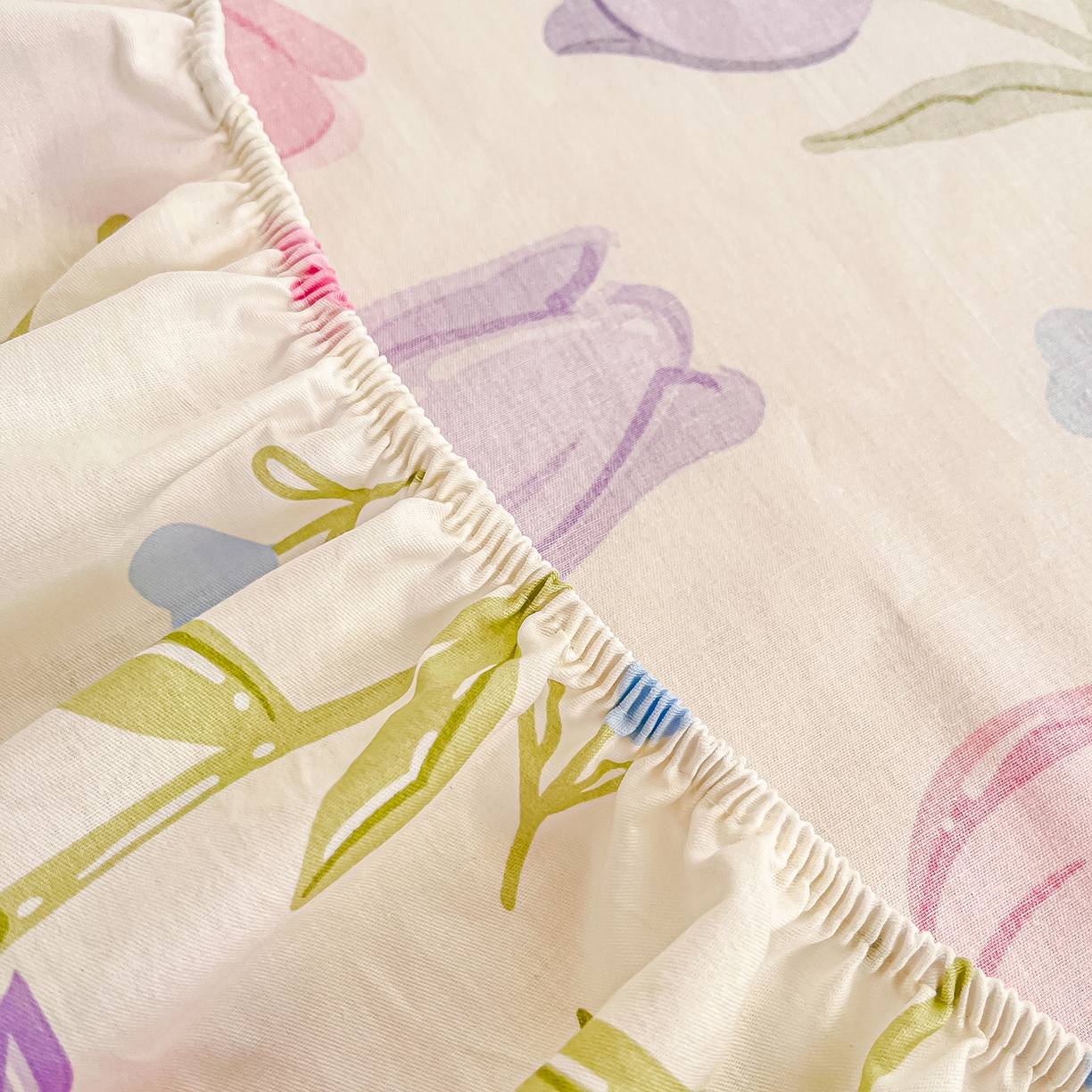 91家纺网 家纺一手货源 找家纺 瑞莱 2026新款纯棉全棉单品印花卡通床笠枕套系列 绽放