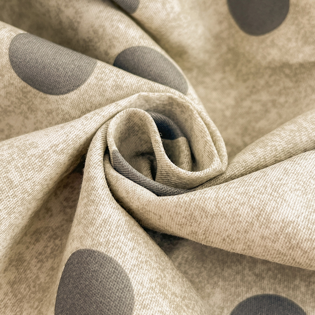 91家纺网 家纺一手货源 找家纺 瑞莱 2026新款纯棉全棉单品印花卡通床笠枕套系列 圆点点