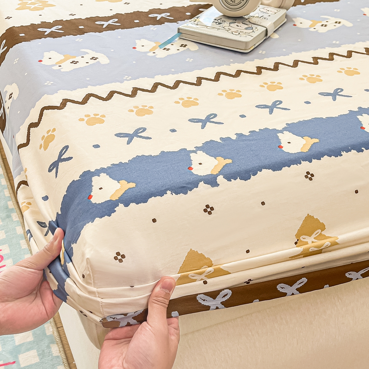 91家纺网 家纺一手货源 找家纺 瑞莱 2026新款纯棉全棉单品印花卡通床笠枕套系列 圣诞狗