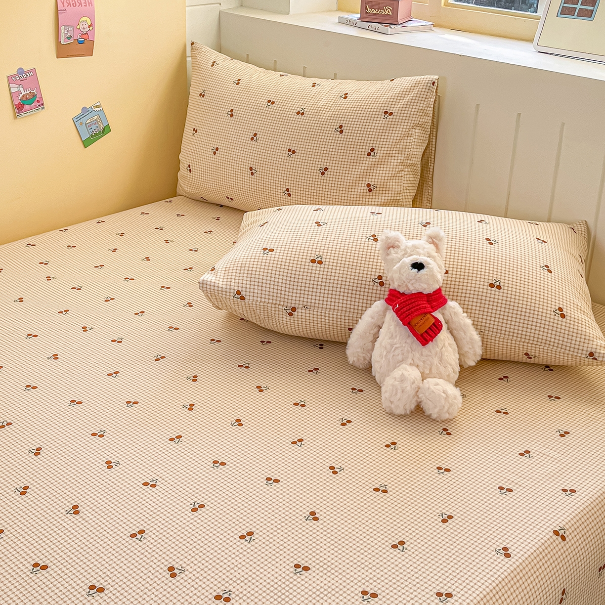 91家纺网 家纺一手货源 找家纺 瑞莱 2026新款纯棉全棉单品印花卡通床笠枕套系列 樱桃点点