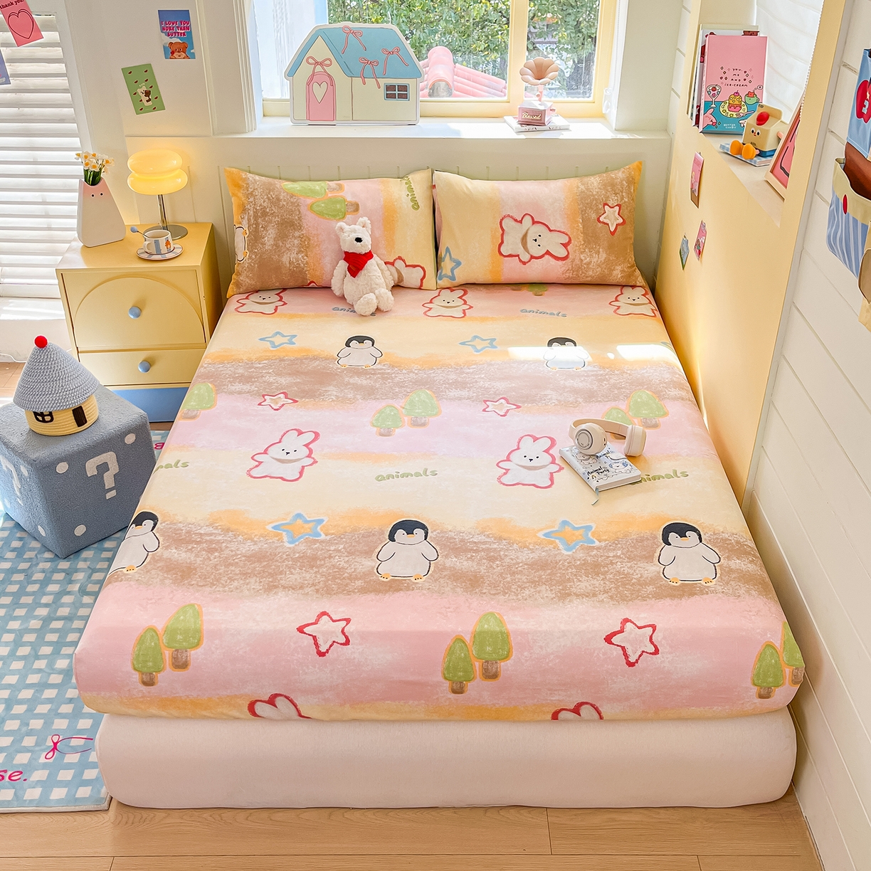 91家纺网 家纺一手货源 找家纺 瑞莱 2026新款纯棉全棉单品印花卡通床笠枕套系列 呆萌企鹅