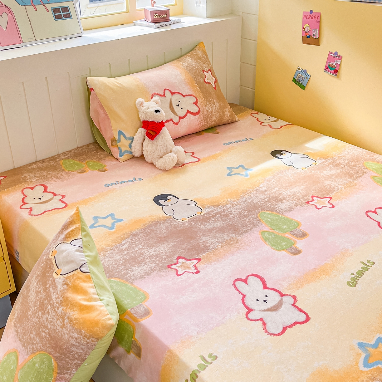 91家纺网 家纺一手货源 找家纺 瑞莱 2026新款纯棉全棉单品印花卡通床笠枕套系列 呆萌企鹅