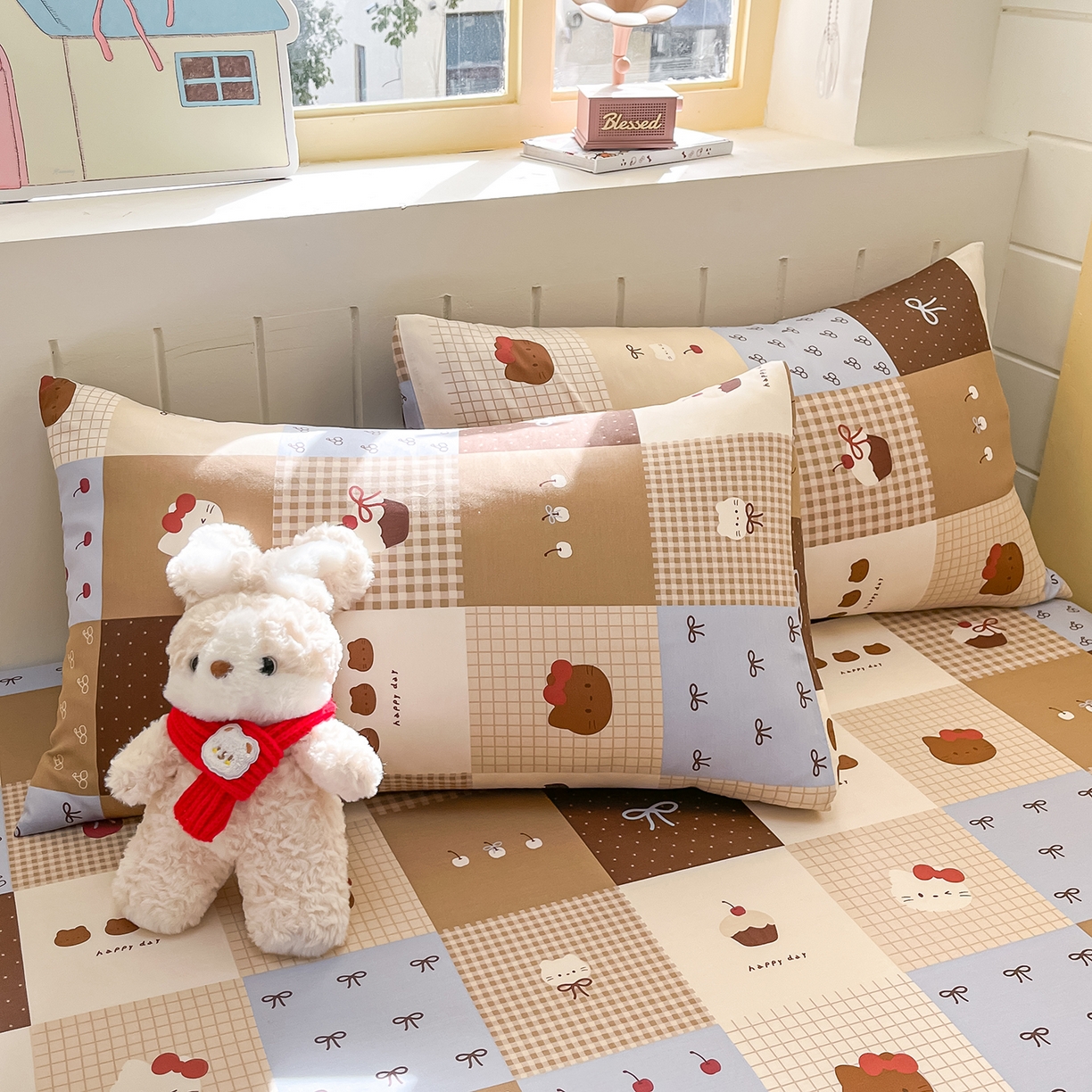 91家纺网 家纺一手货源 找家纺 瑞莱 2026新款纯棉全棉单品印花卡通床笠枕套系列 樱桃猫咪