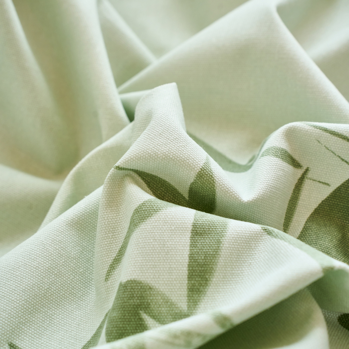 91家纺网 家纺一手货源 找家纺 春皖家纺 2026春夏新品简约款老粗布系列床笠品单床笠 床笠单件 竹影（无印款）