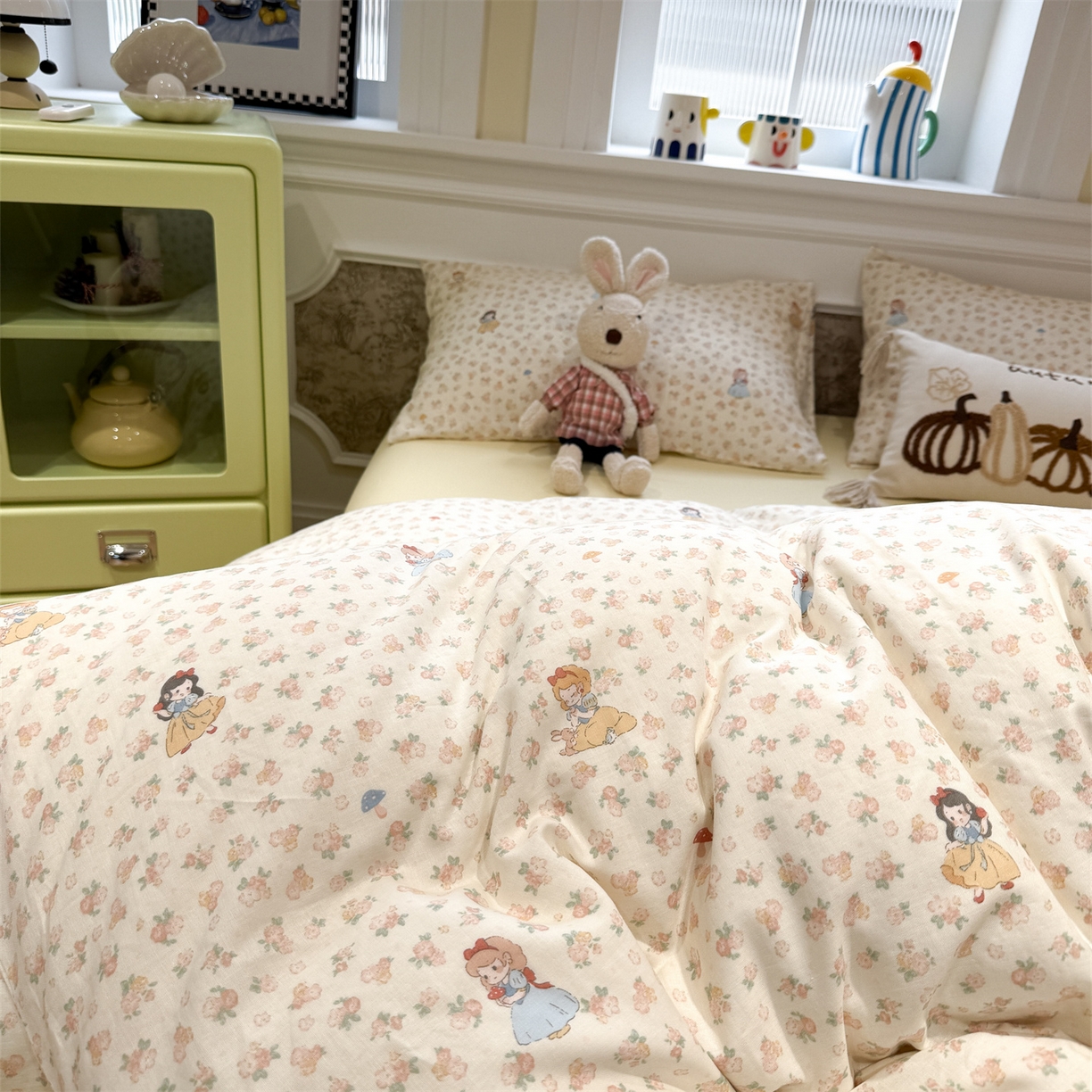 91家纺网 家纺一手货源 找家纺 塞纳 2026新款.全棉有氧双层纱四件套-场景一 花田公主梦