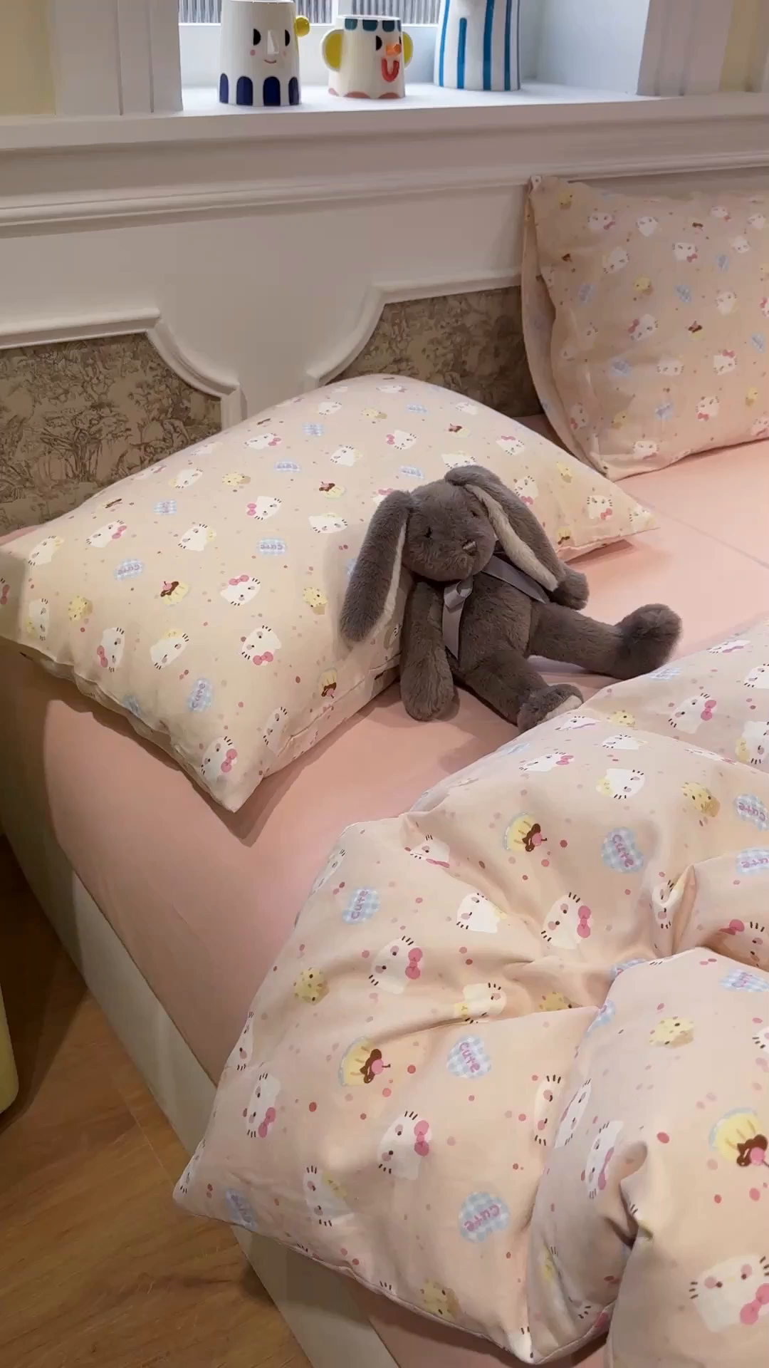 91家纺网 家纺一手货源 找家纺 塞纳 2026新款.全棉有氧双层纱四件套-场景一 凯特猫