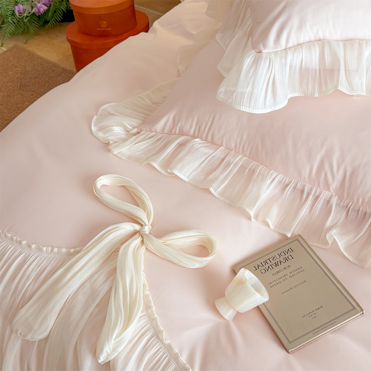 91家纺网 家纺一手货源 找家纺 吾欢心 2026春夏新款公主风索菲亚四件套 索菲亚粉