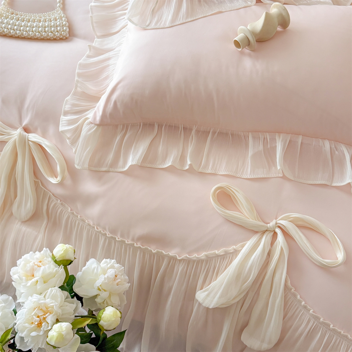 91家纺网 家纺一手货源 找家纺 吾欢心 2026春夏新款公主风索菲亚四件套 索菲亚粉