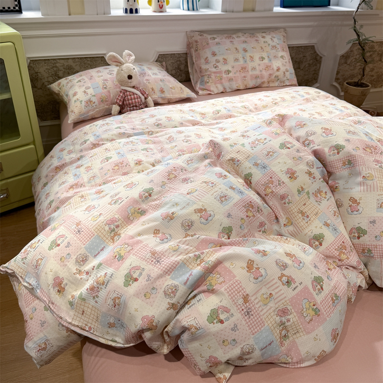 91家纺网 家纺一手货源 找家纺 塞纳 2026新款.全棉有氧双层纱四件套-场景一 桃桃奶盖