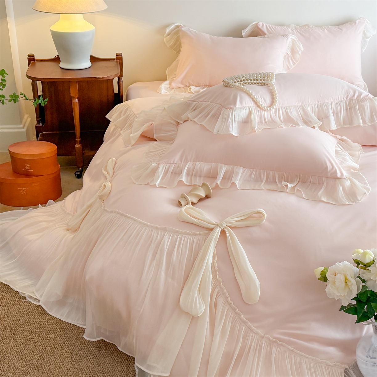 91家纺网 家纺一手货源 找家纺 吾欢心 2026春夏新款公主风索菲亚四件套 索菲亚粉