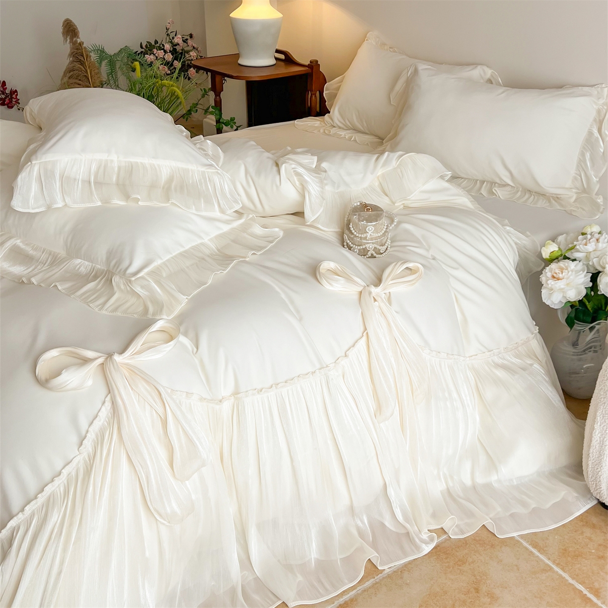 91家纺网 家纺一手货源 找家纺 吾欢心 2026春夏新款公主风索菲亚四件套 索菲亚白