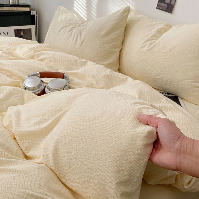 91家纺网 家纺一手货源 找家纺 （总）卡迪熊家纺 2026新款软糯泡芙纱纯色四件套